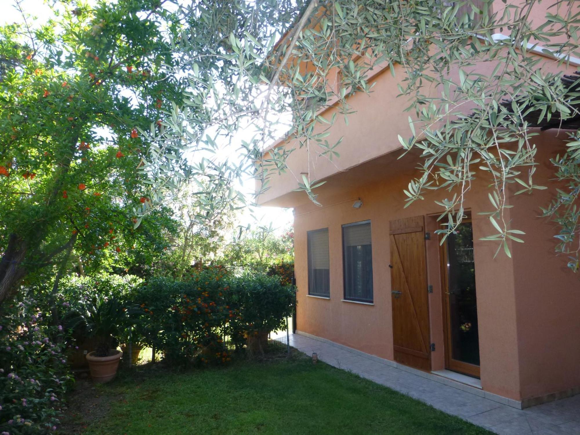 Casa Vacanza Appartamenti Al Mare 카포텔라 외부 사진
