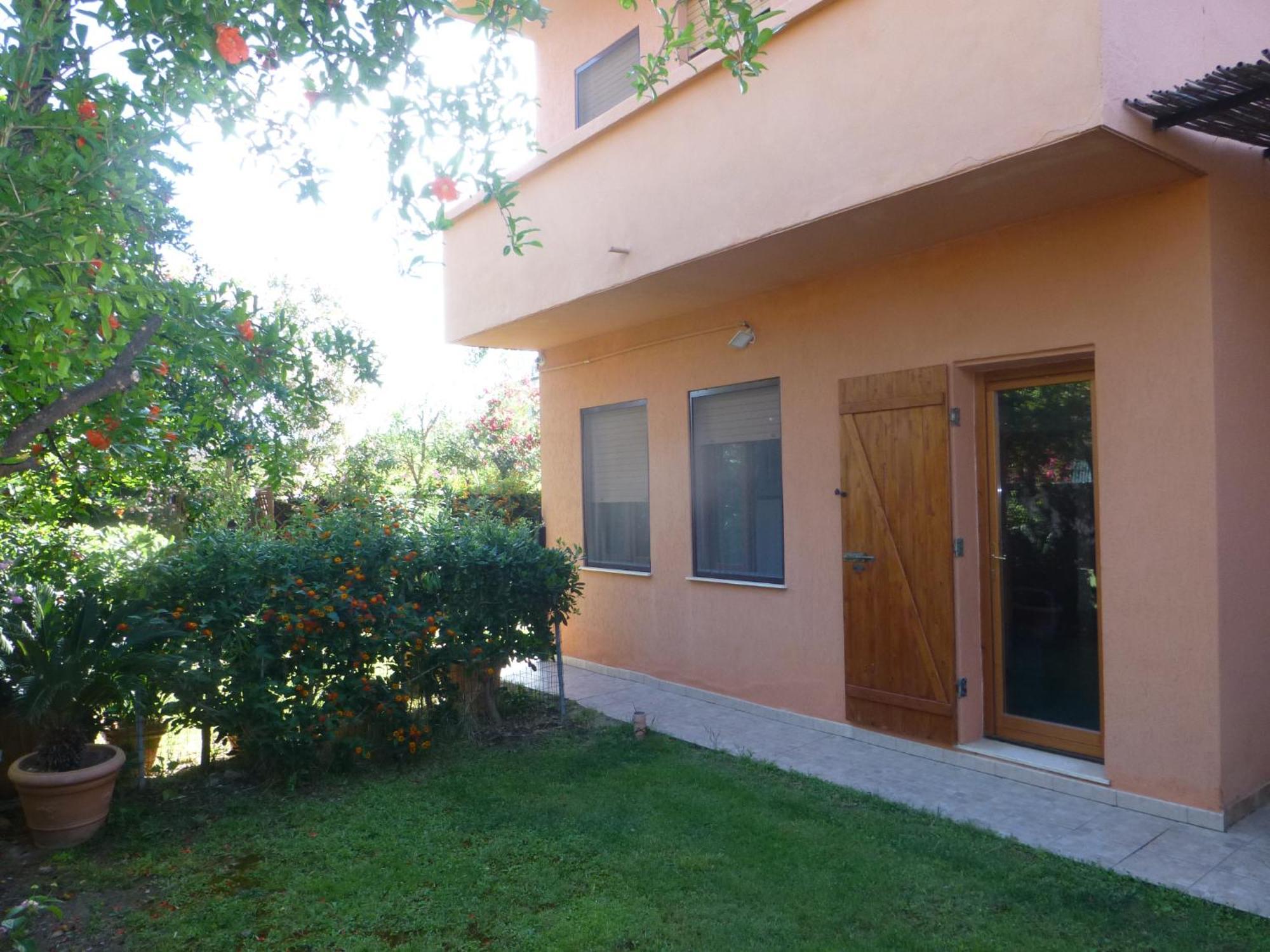 Casa Vacanza Appartamenti Al Mare 카포텔라 외부 사진