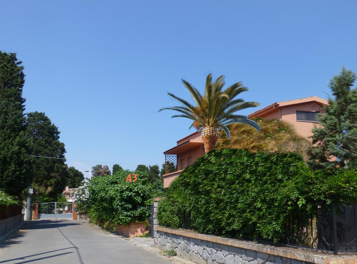 Casa Vacanza Appartamenti Al Mare 카포텔라 외부 사진