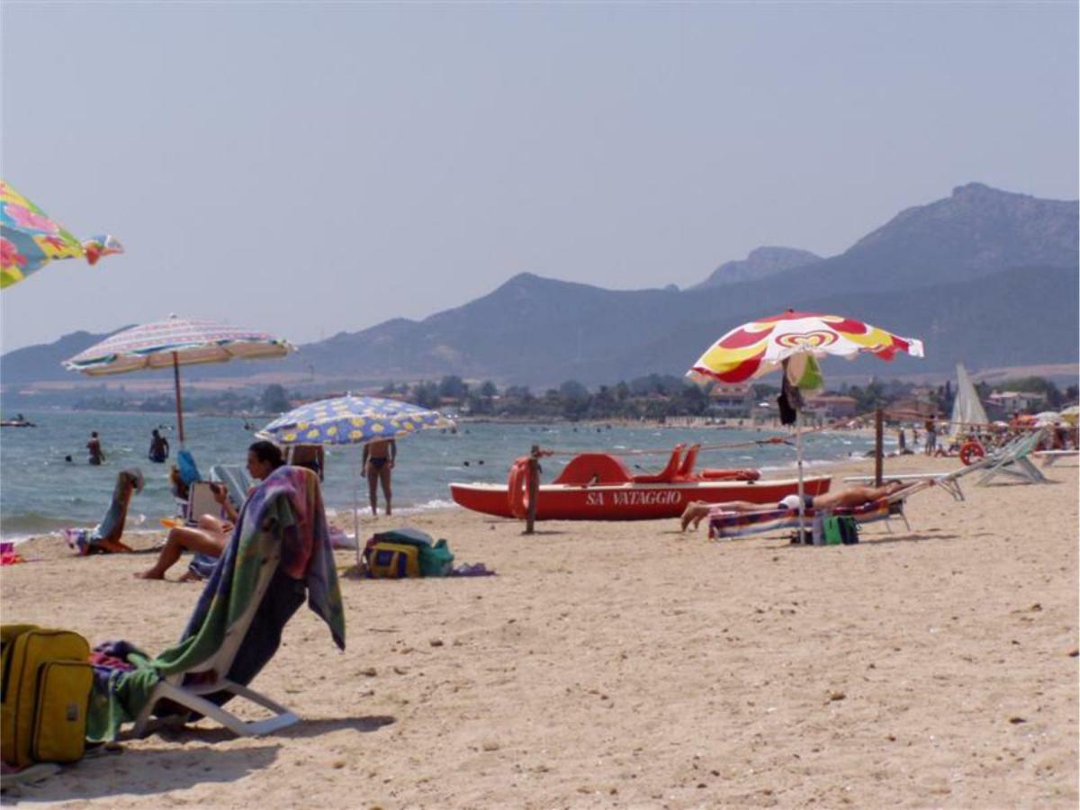 Casa Vacanza Appartamenti Al Mare 카포텔라 외부 사진