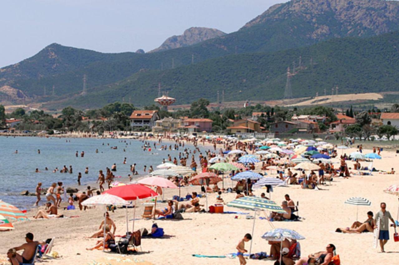 Casa Vacanza Appartamenti Al Mare 카포텔라 외부 사진